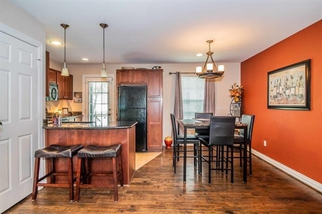 2824 Minert Street - Photo 9