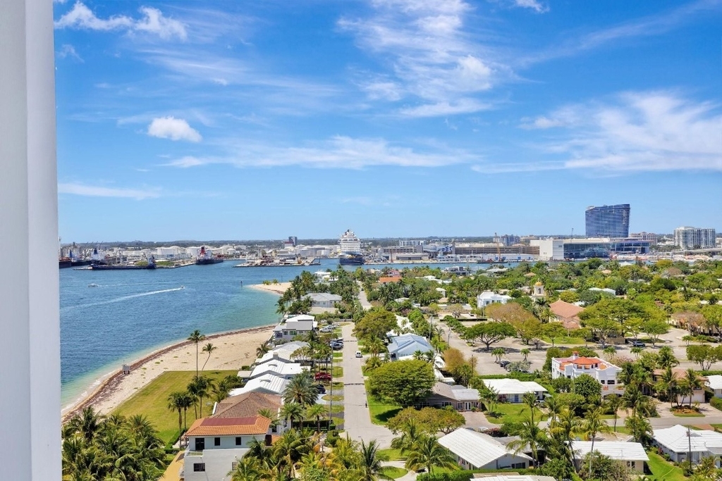 2100 S Ocean Drive - Photo 23