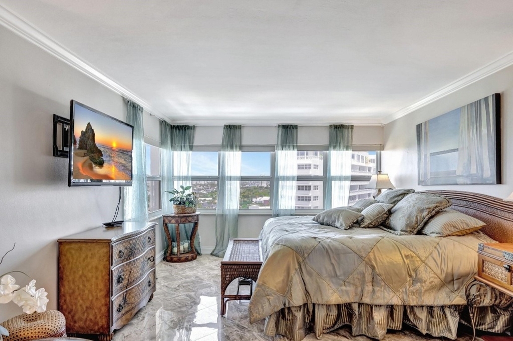 2100 S Ocean Drive - Photo 18