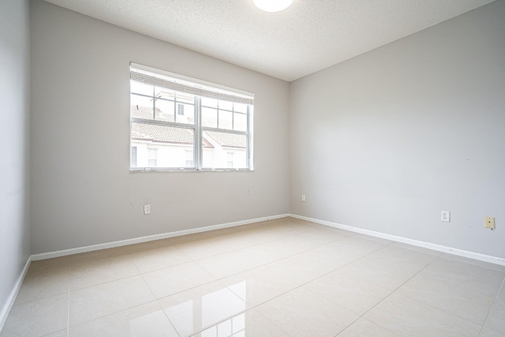 5840 W Sample Road - Photo 15