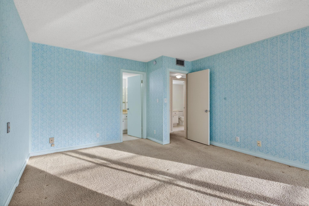 1904 Bermuda Circle - Photo 19