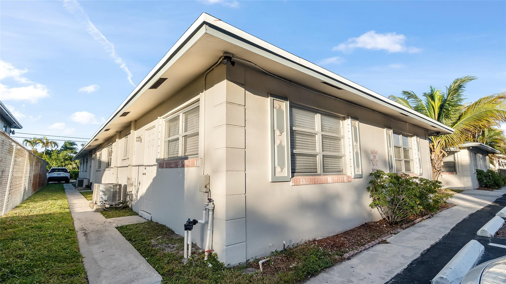 709 Se 15th Street - Photo 28