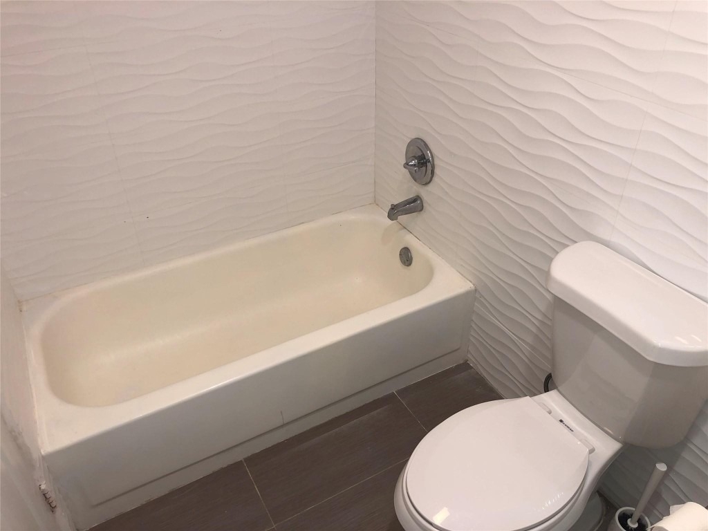 651 Lyons Road - Photo 4