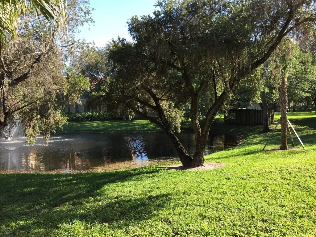 651 Lyons Road - Photo 7