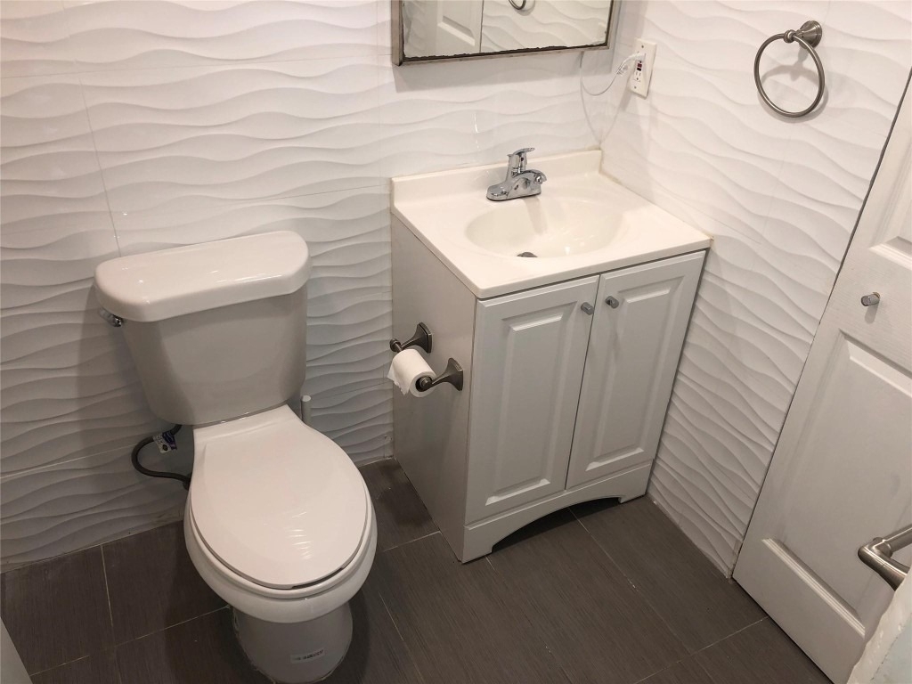 651 Lyons Road - Photo 3