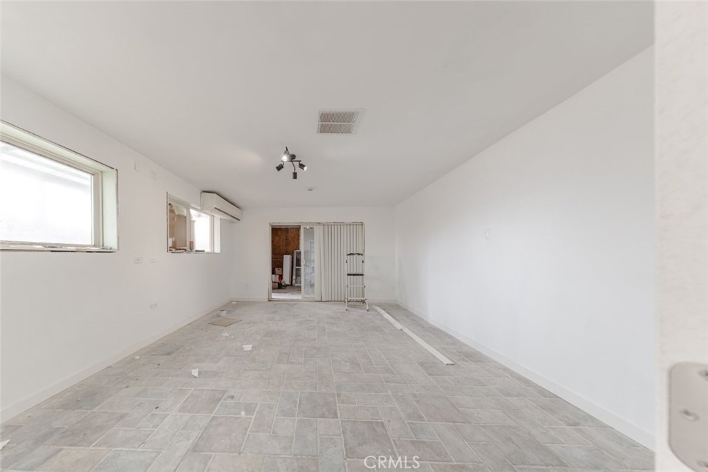 16822 Glenfall Avenue - Photo 32