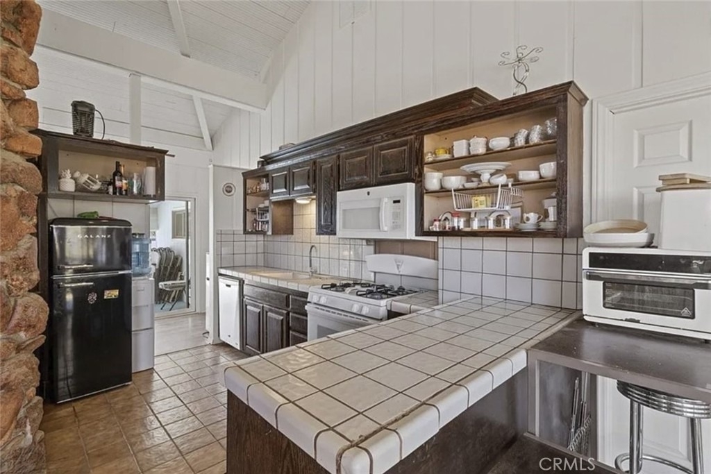 16822 Glenfall Avenue - Photo 14