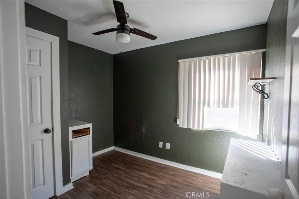 345 N Occidental Boulevard - Photo 3