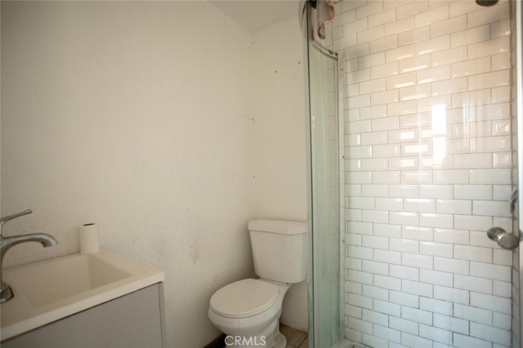 345 N Occidental Boulevard - Photo 10