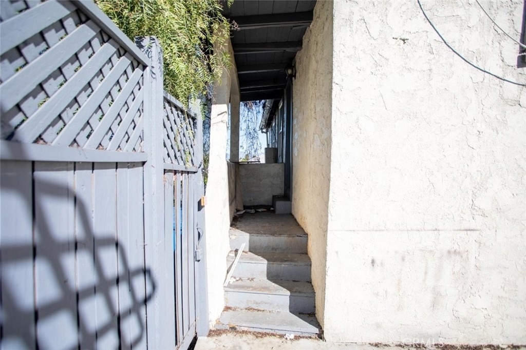 345 N Occidental Boulevard - Photo 11