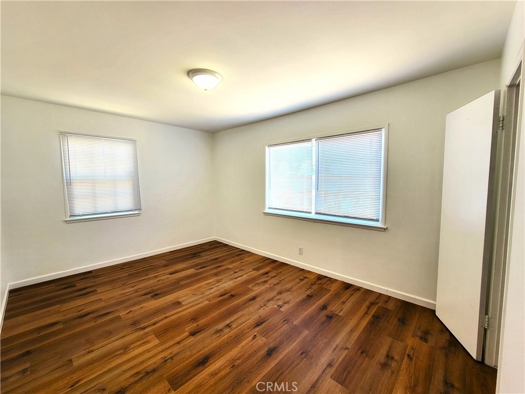1316 1/2 Anaheim Street - Photo 8