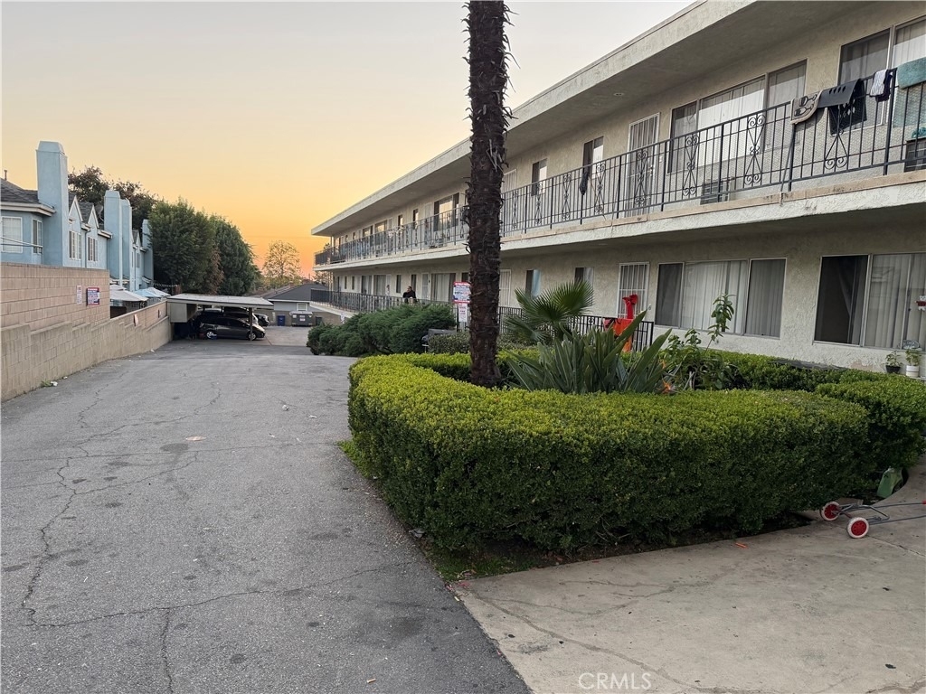 13242 Cullen - Photo 1