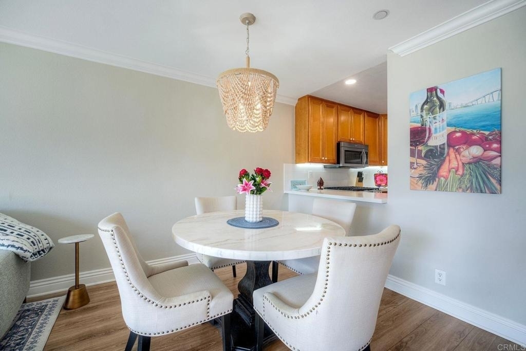 7509 Draper Ave - Photo 15