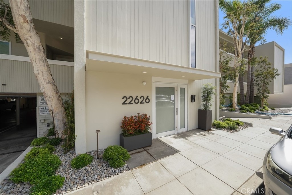 22626 Pacific Coast Hwy - Photo 1