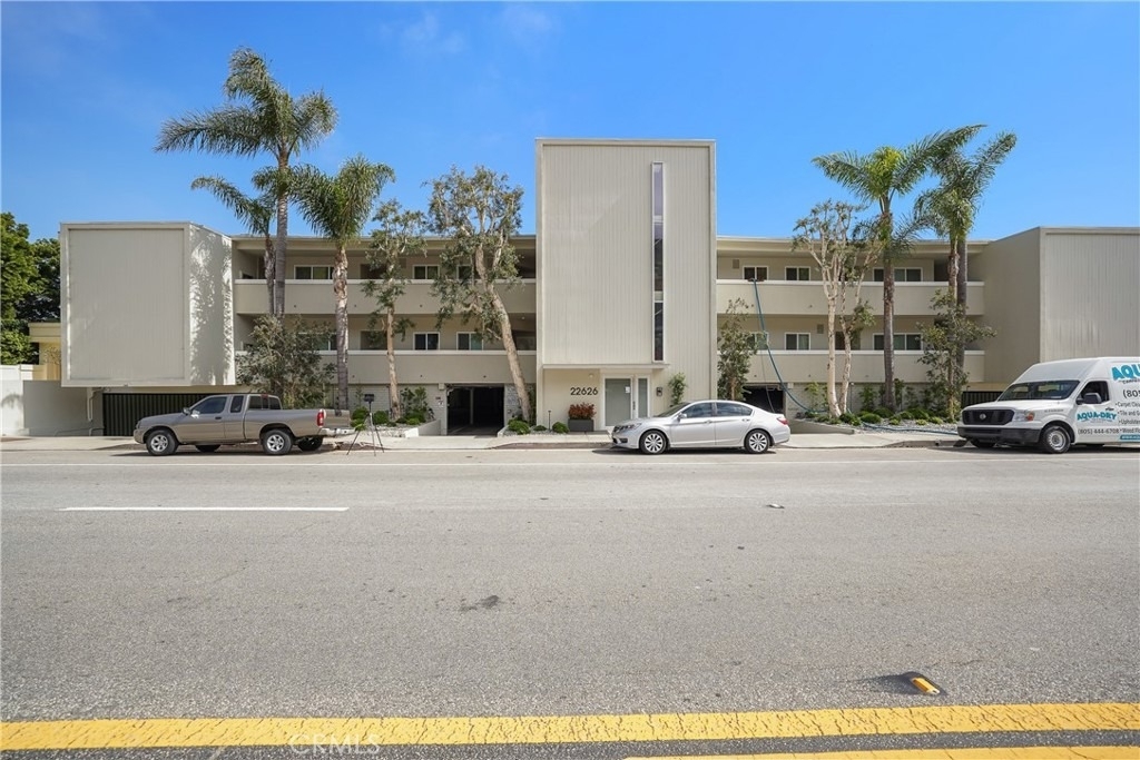 22626 Pacific Coast Hwy - Photo 0