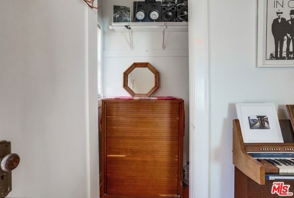2154 Willetta Street - Photo 30