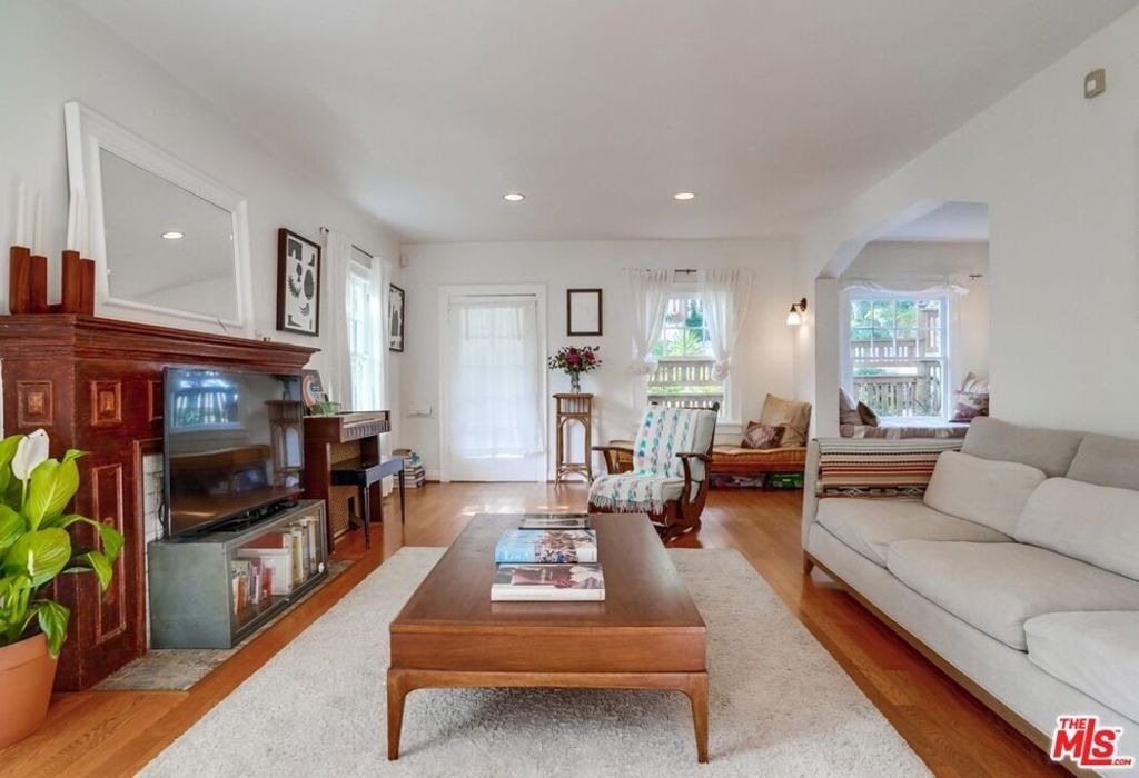2154 Willetta Street - Photo 9