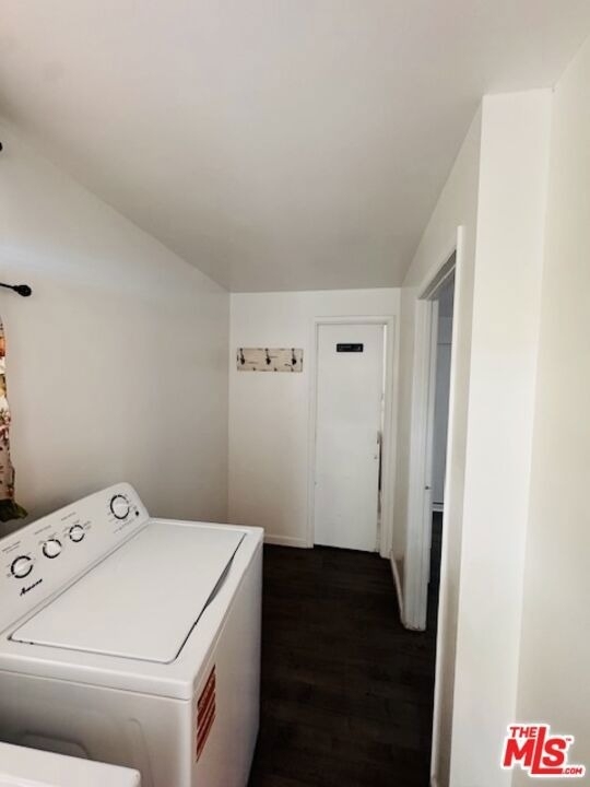 1100 W 48th Street - Photo 5