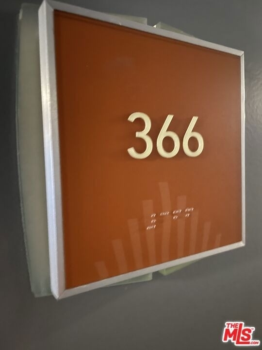 100 S Alameda Street - Photo 2