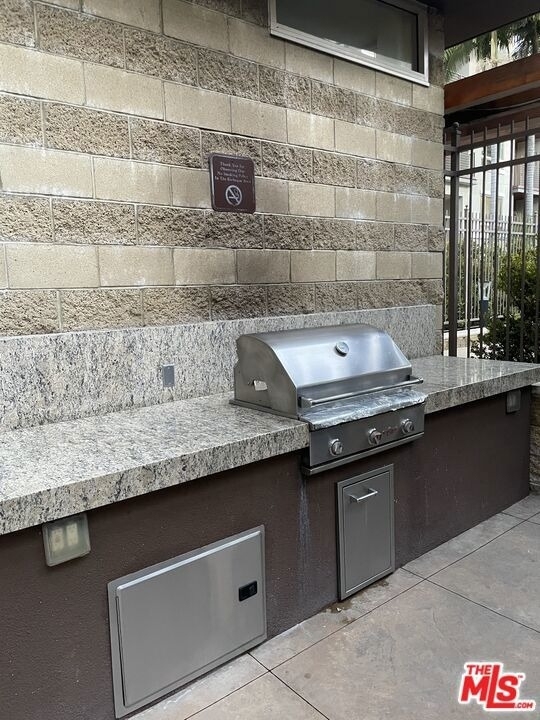 100 S Alameda Street - Photo 23