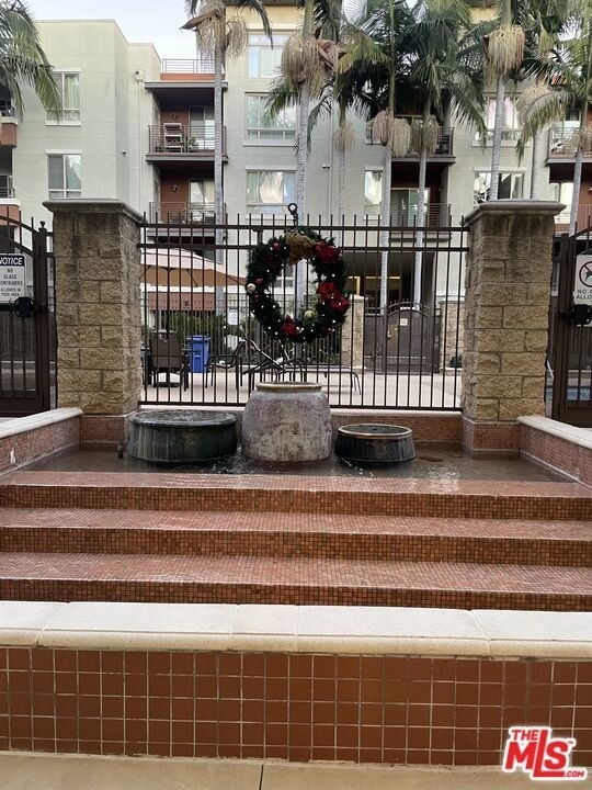 100 S Alameda Street - Photo 29