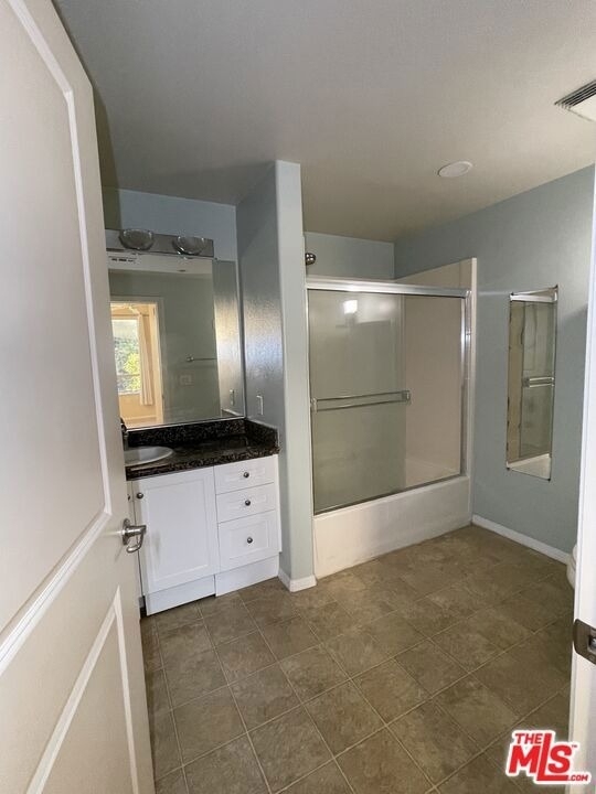 100 S Alameda Street - Photo 8