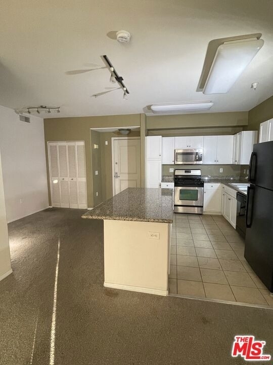100 S Alameda Street - Photo 12