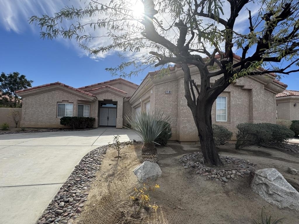 74081 W Petunia Place - Photo 0