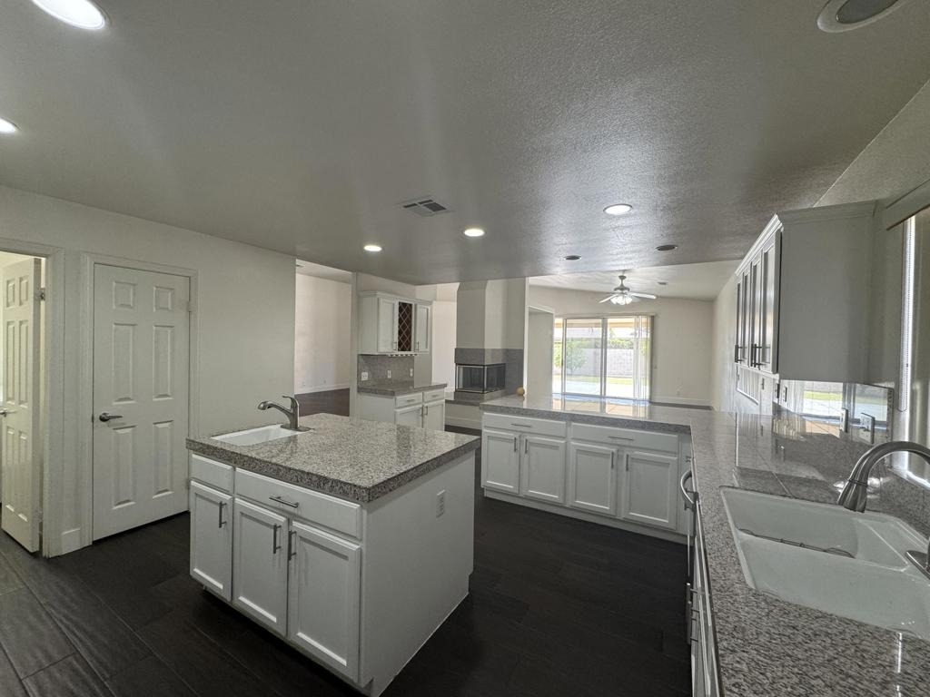 74081 W Petunia Place - Photo 3