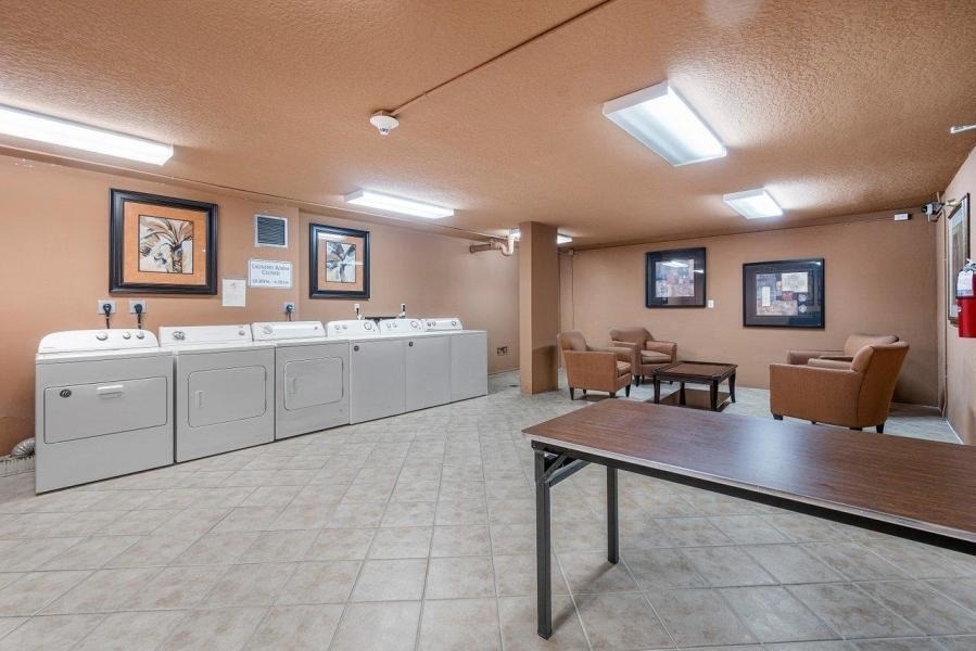 1000 Spanish River Road - Photo 29