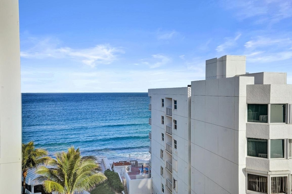 3590 S Ocean Boulevard - Photo 32