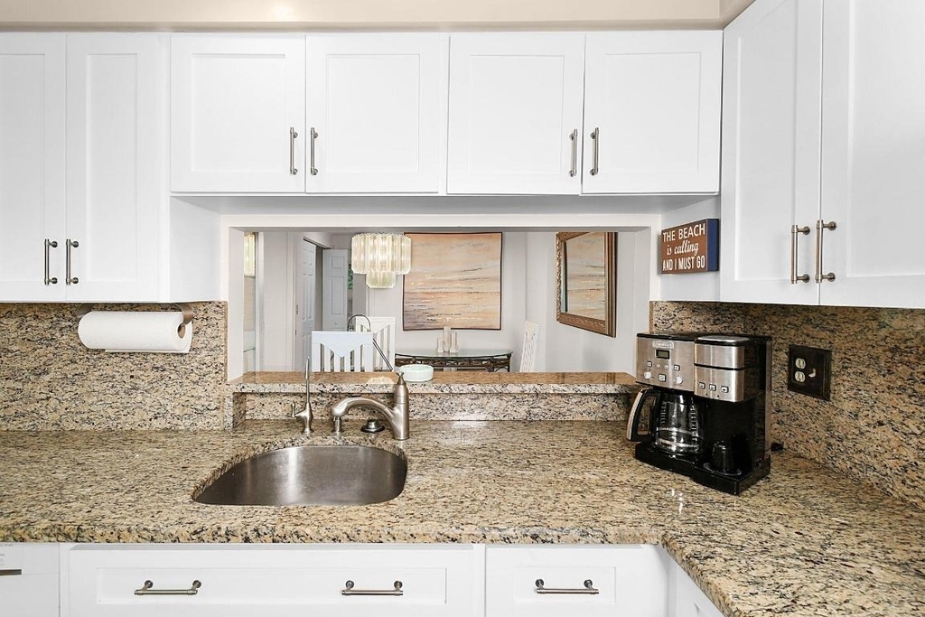 221 Ne Plantation Road - Photo 14