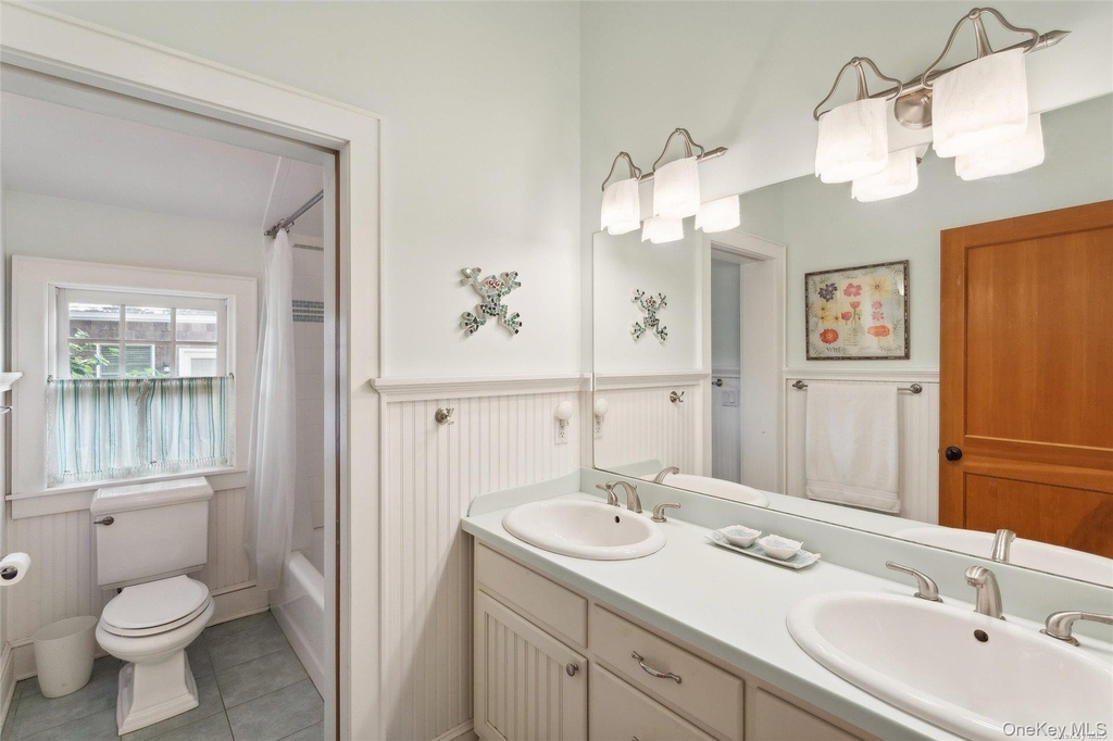 695 Main Street - Photo 17