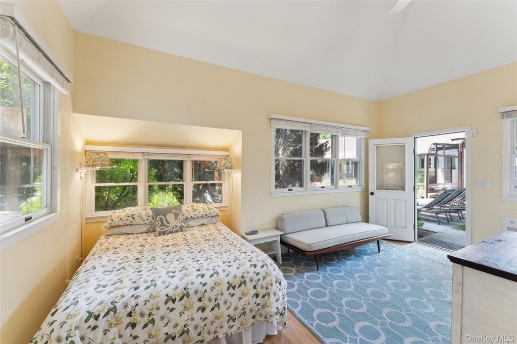 695 Main Street - Photo 18