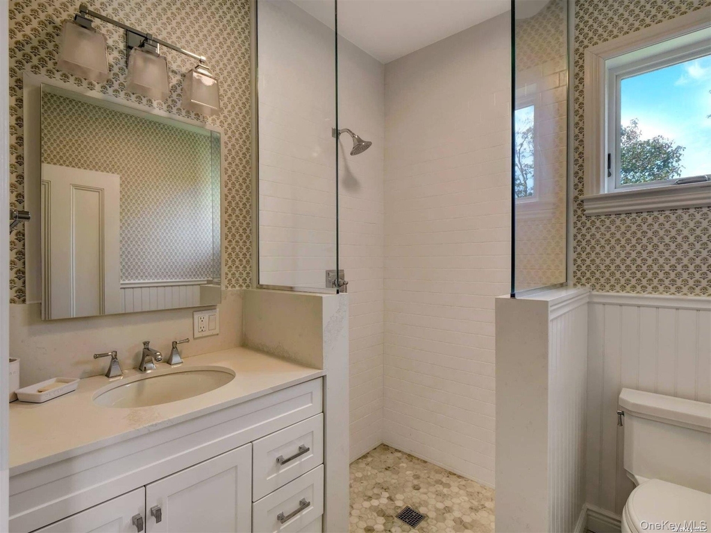 51 Quogue Street - Photo 15