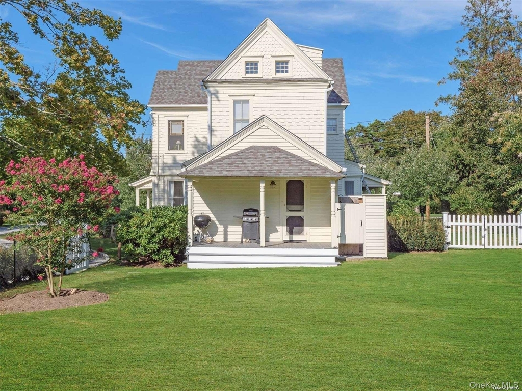 51 Quogue Street - Photo 21