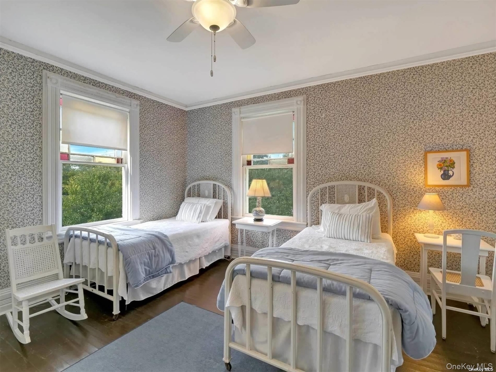 51 Quogue Street - Photo 11