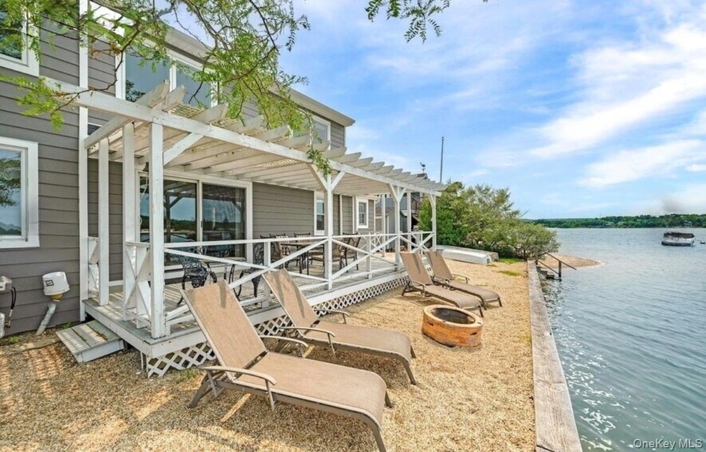 286 Towd Point Road - Photo 3