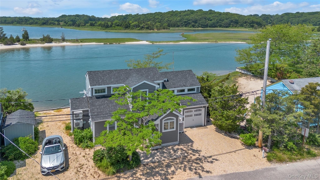 286 Towd Point Road - Photo 0