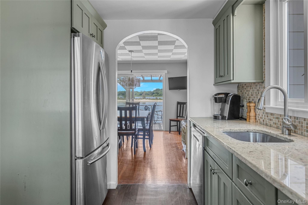 286 Towd Point Road - Photo 13