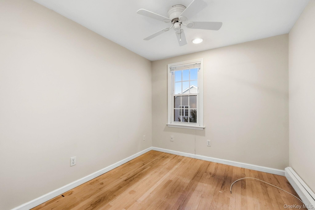 983 Warren Avenue - Photo 13