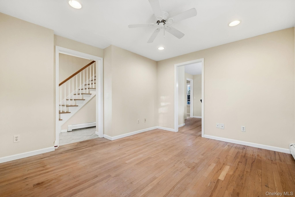 983 Warren Avenue - Photo 11