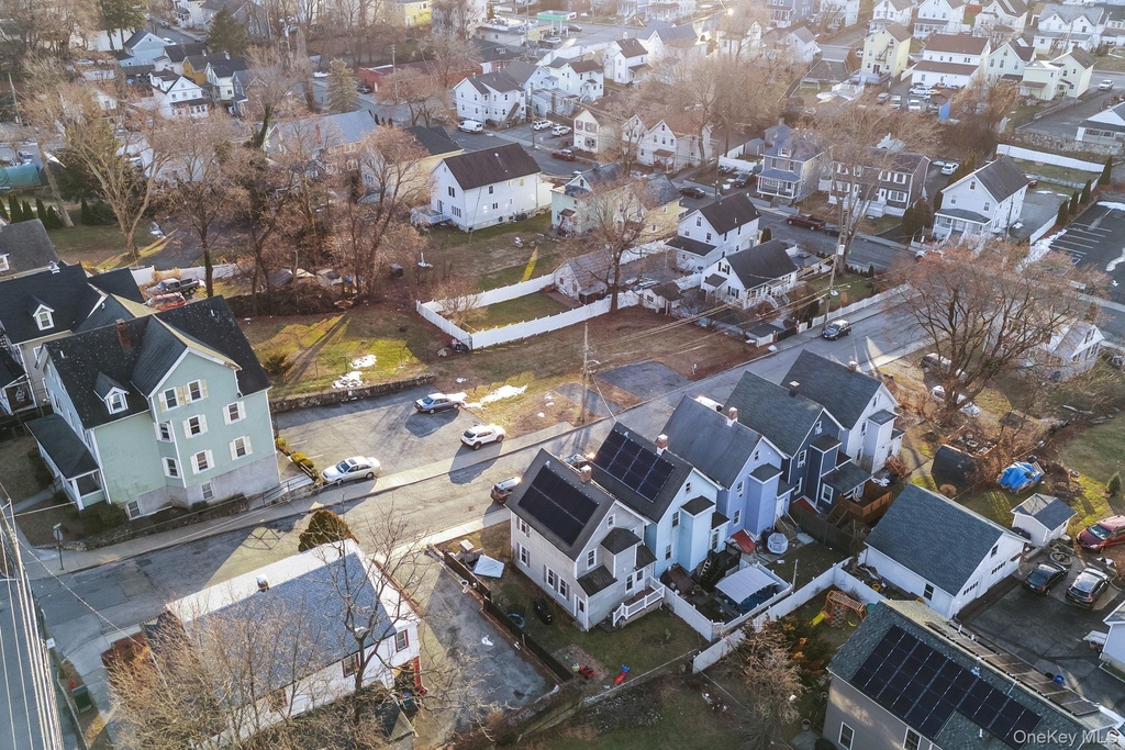 983 Warren Avenue - Photo 29