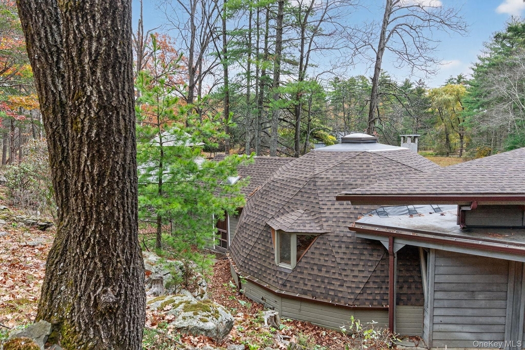 106 Mountain Laurel Lane - Photo 1