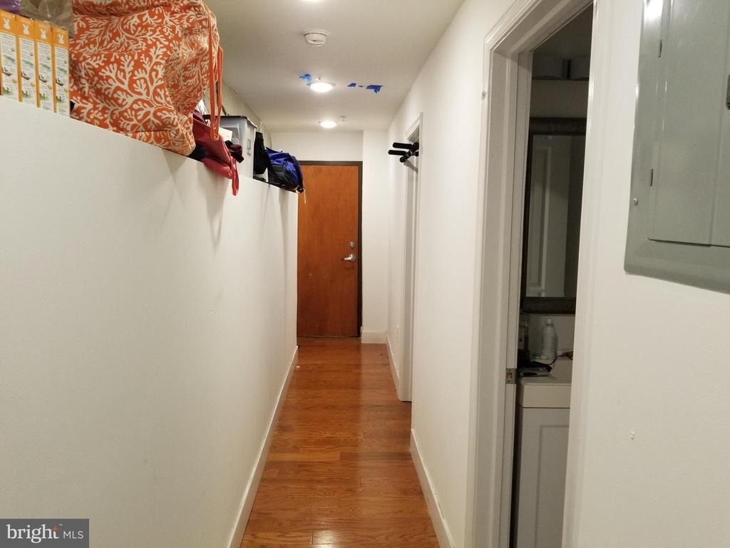 1637 Poplar Street - Photo 6