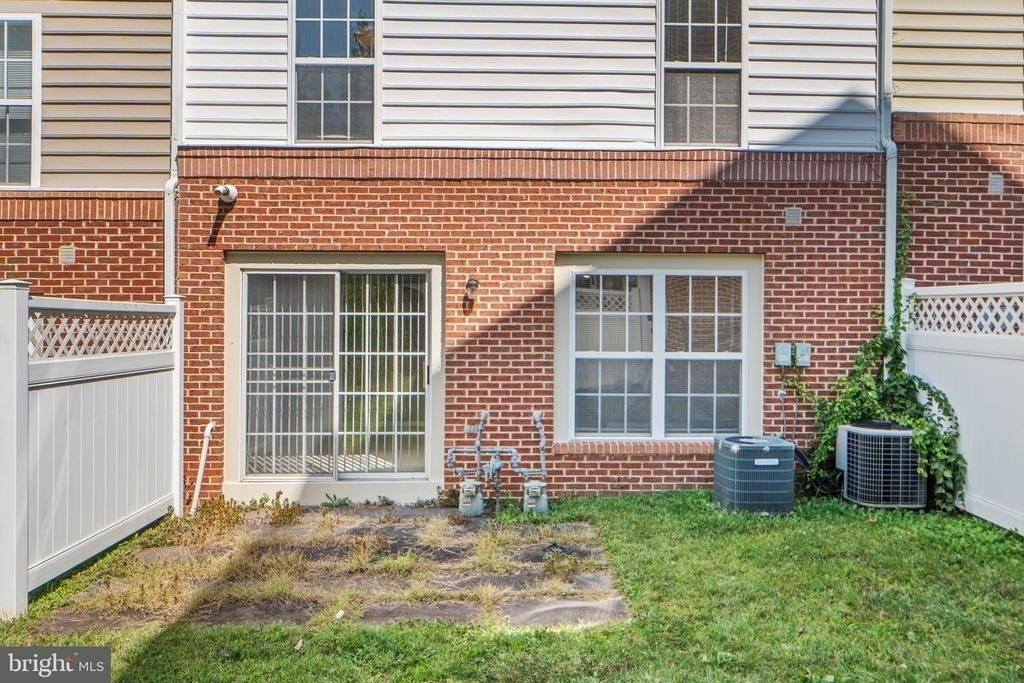 23404 Rainbow Arch Drive - Photo 32