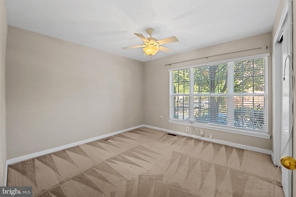 23404 Rainbow Arch Drive - Photo 5