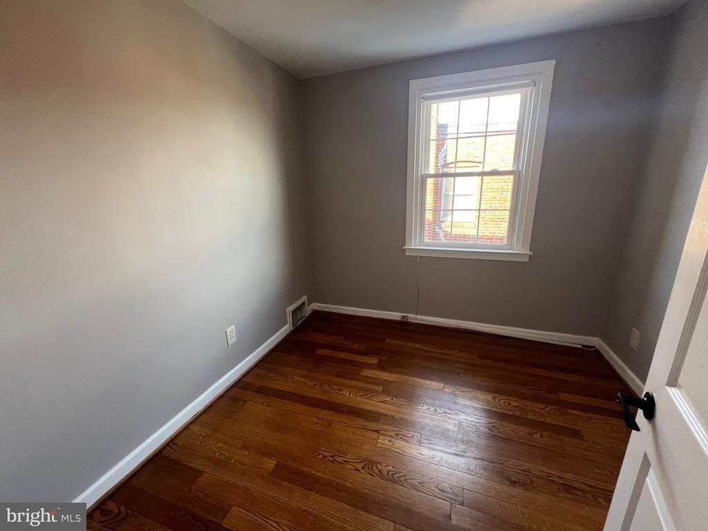 1815 Maple Street - Photo 12