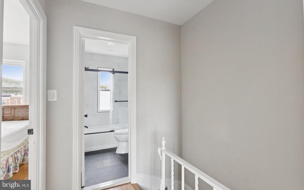 128 33rd Street Ne - Photo 12