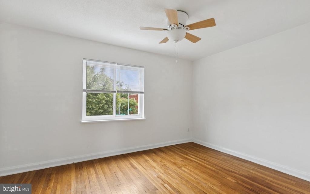 128 33rd Street Ne - Photo 20